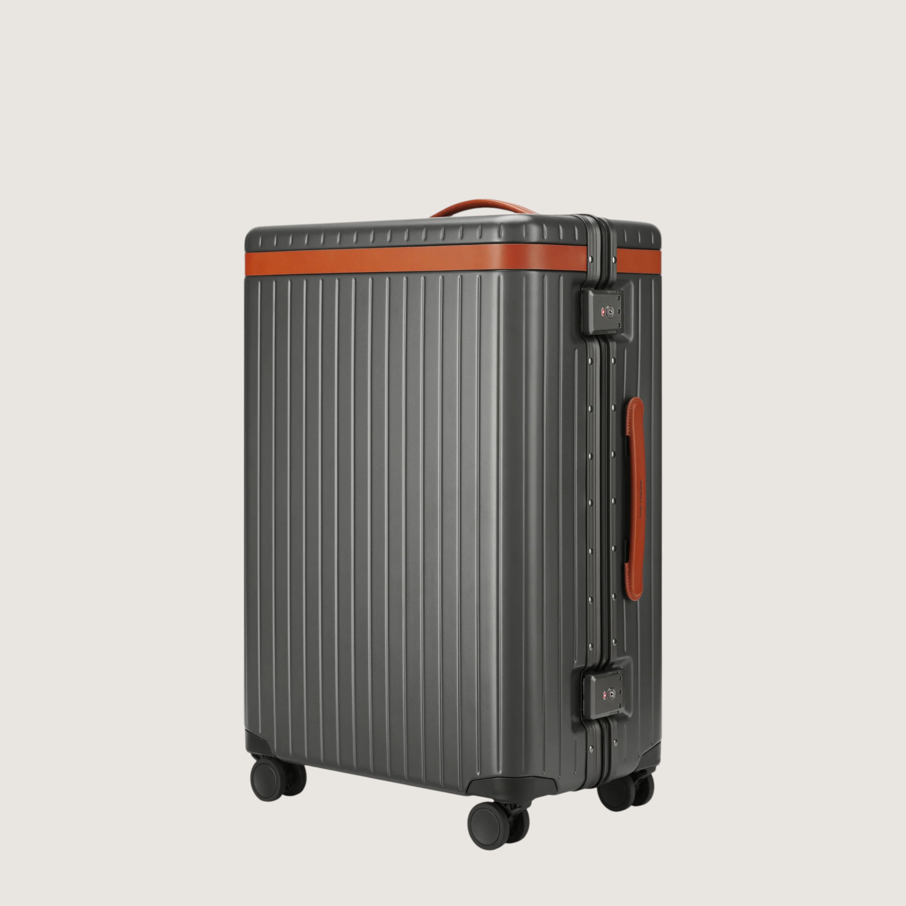 Carl Friedrik Hybrid Hardside Spinner