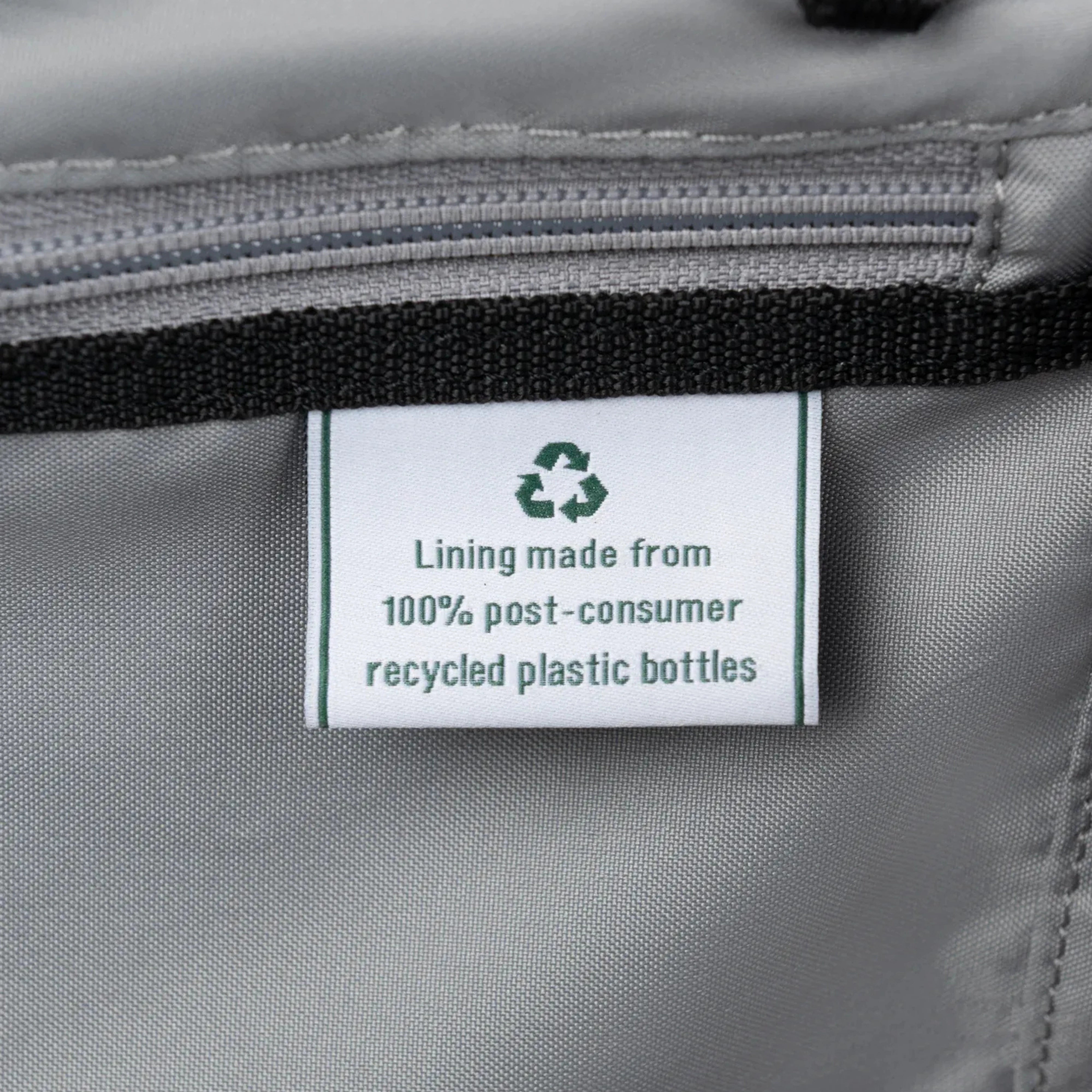 Travelpro Crew Classic Softside Spinner