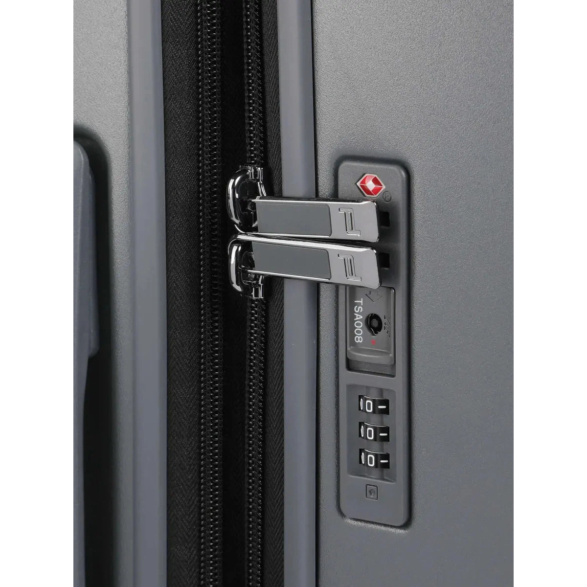 Estuche rígido expandible con ruedas giratorias PD Roadster de 32"