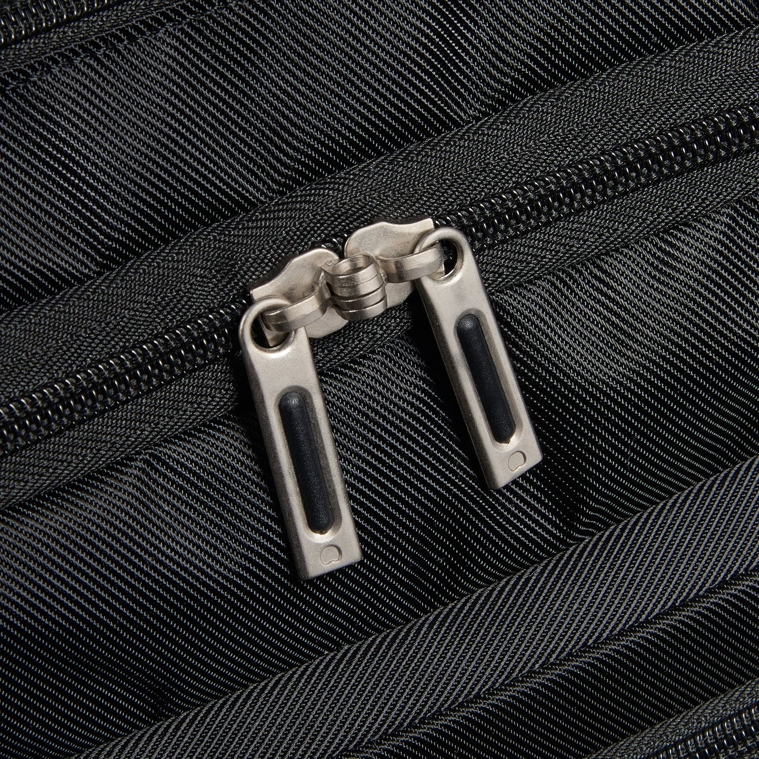 Delsey Sky Max 2.0 Weekender