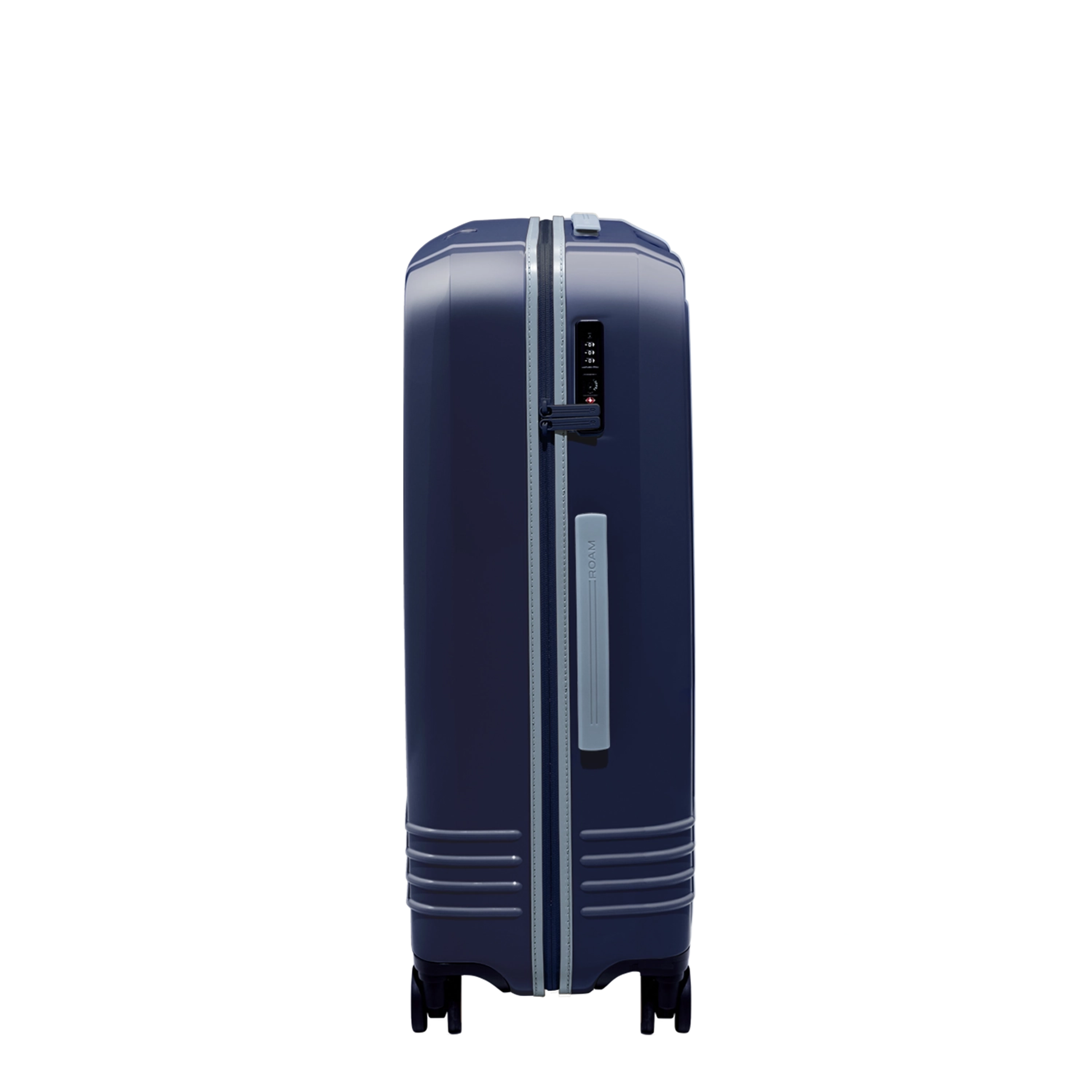 Roam Designer Collection Large Check-in 30"