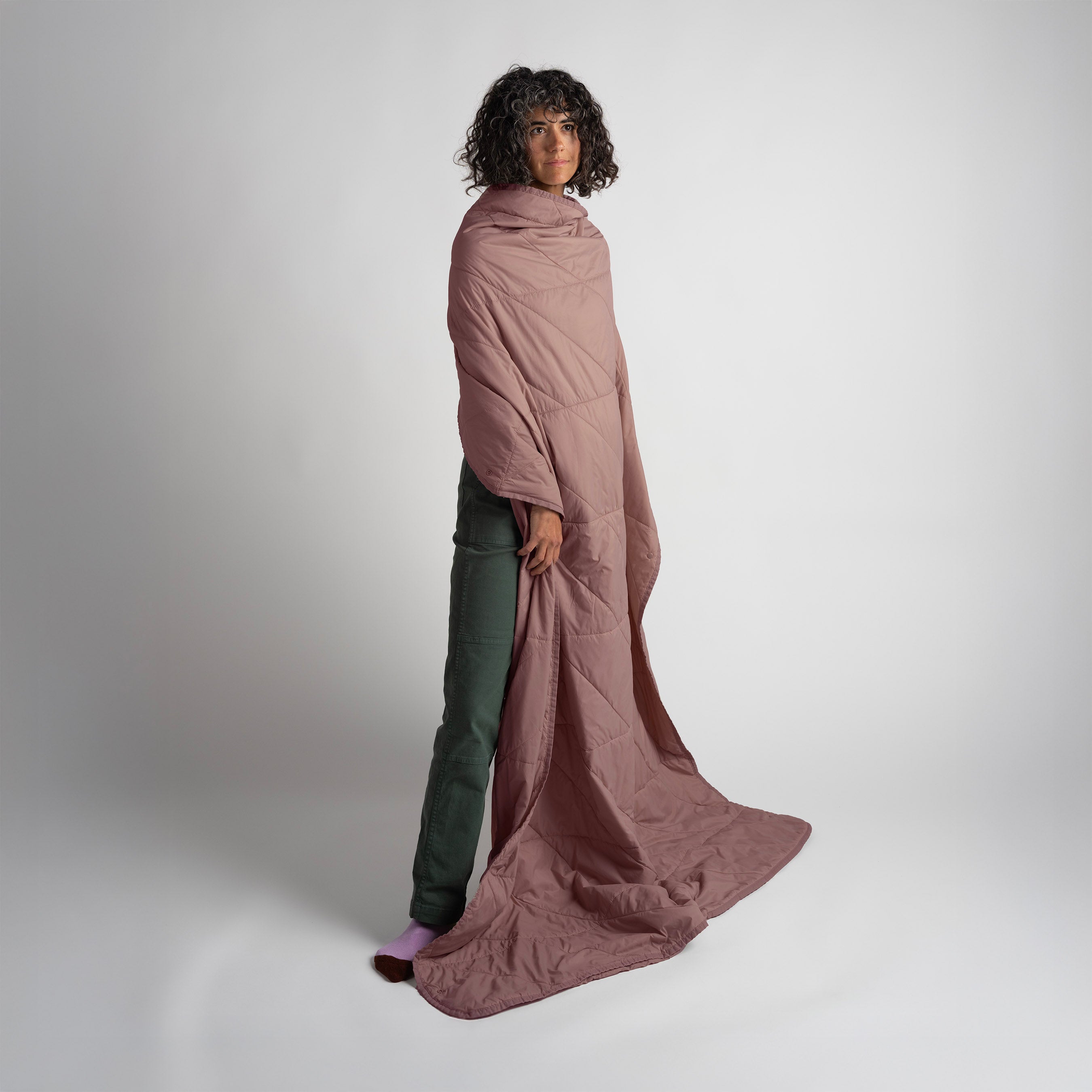 Layover™ XL Travel Blanket - Packable & Puffy | Quartz