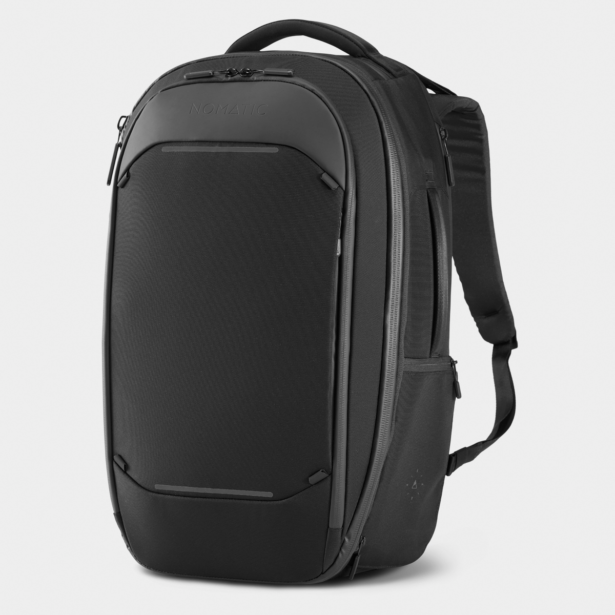 Nomatic Navigator 32L Travel Backpack Nomatic Navigator 32L Travel Backpack