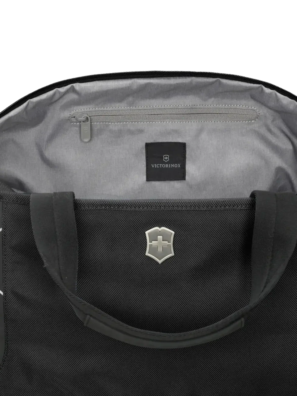 Victorinox Werks Traveler 6.0 XL Weekender - Oversized Carry-All Tote