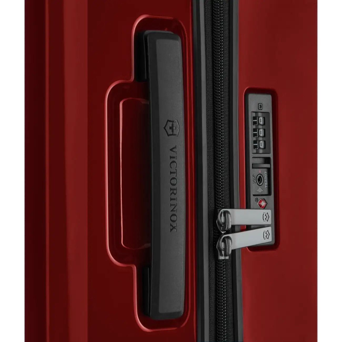 Victorinox Airox Medium Hardside Case 27"