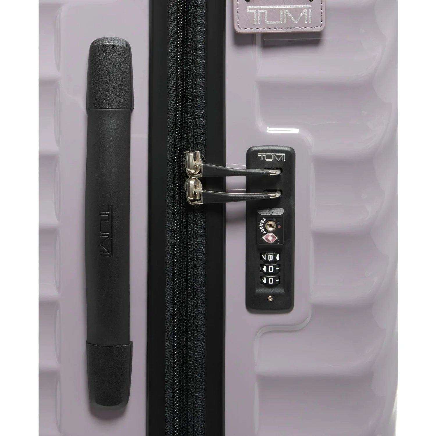 Tumi 19 Degree Extended Trip Expandable 4 Wheeled P/C