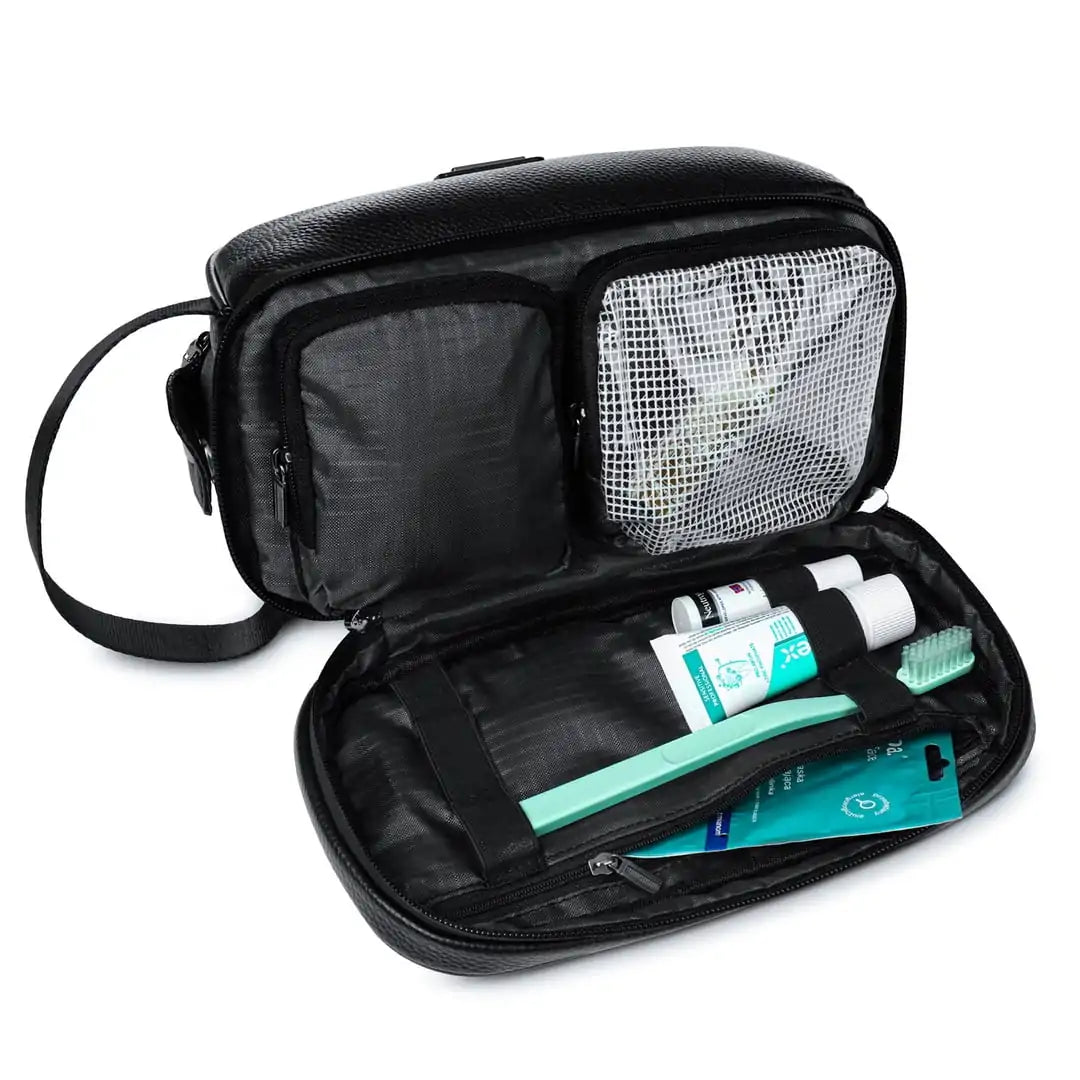 James Hawk Toiletry kit