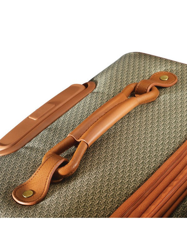 Hartmann Luxe ll Journey Expandable Spinner Medium