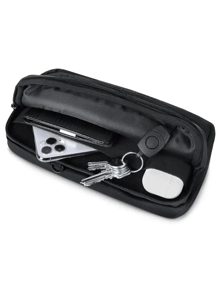 James Hawk Travel Organizer