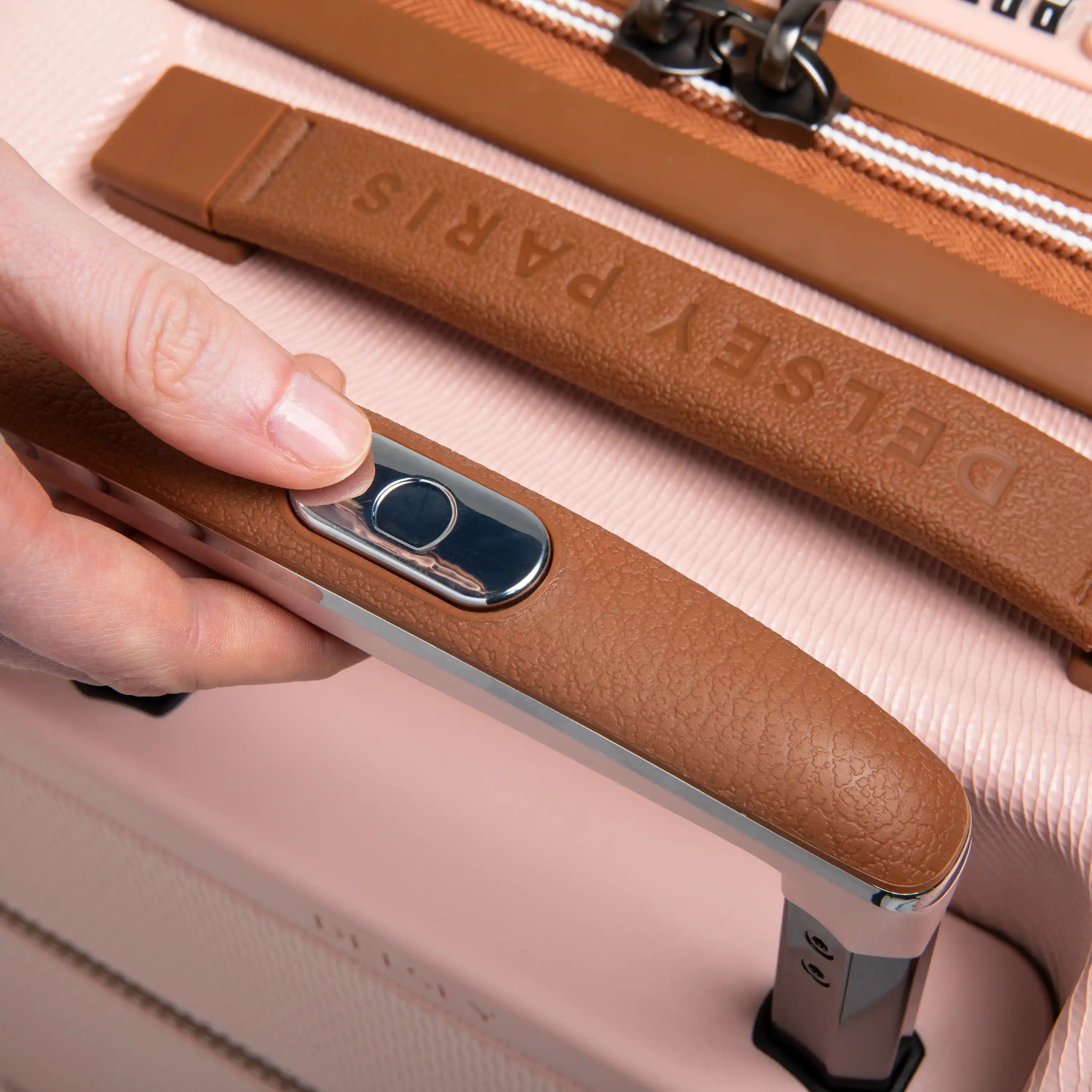 Delsey Chatelet Air 2.0 Spinner Upright 28"