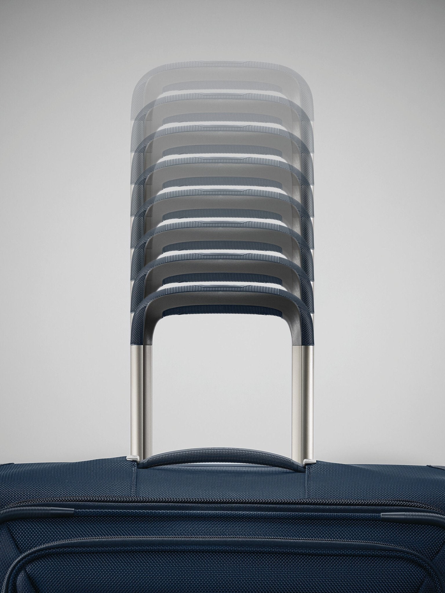 Samsonite Silhouette 16 Large Expandable Spinner