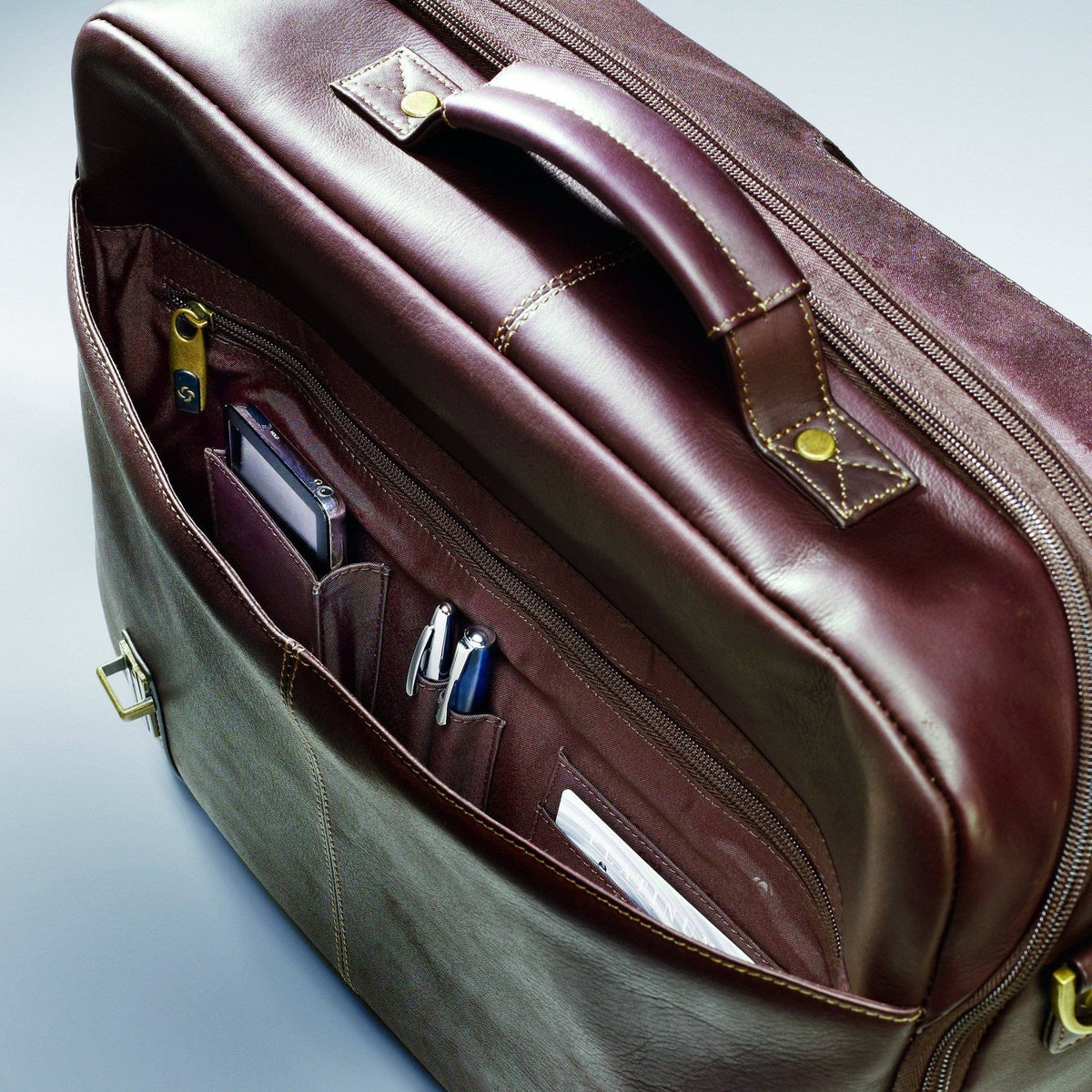 Samsonite Colombian Leather Flapover Case Brown, image 4
