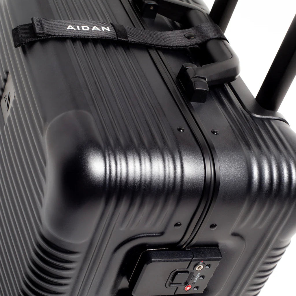 AIDAN Carry On | The Signature Series S "Advanced"