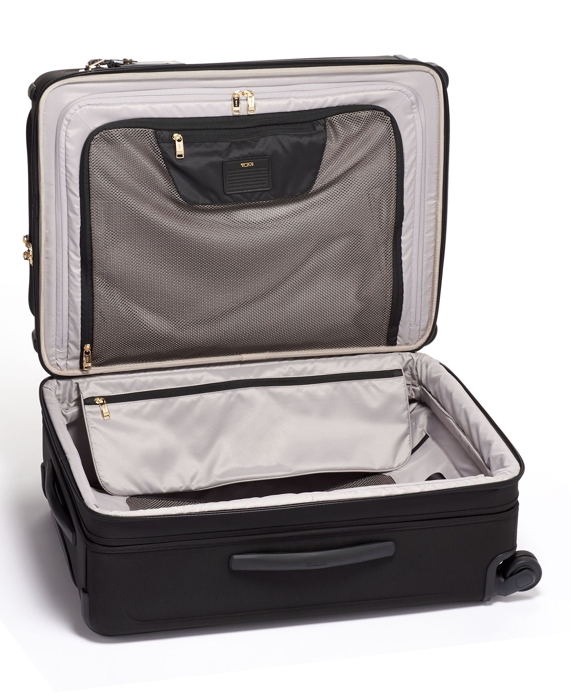 Tumi Alpha 3 Short Trip Expandable 4 Wheeled Packing Case