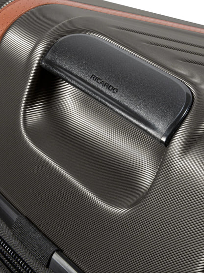 Ricardo Beverly Hills Montecito 2.0 Hardside Spinner Carry-On 21"