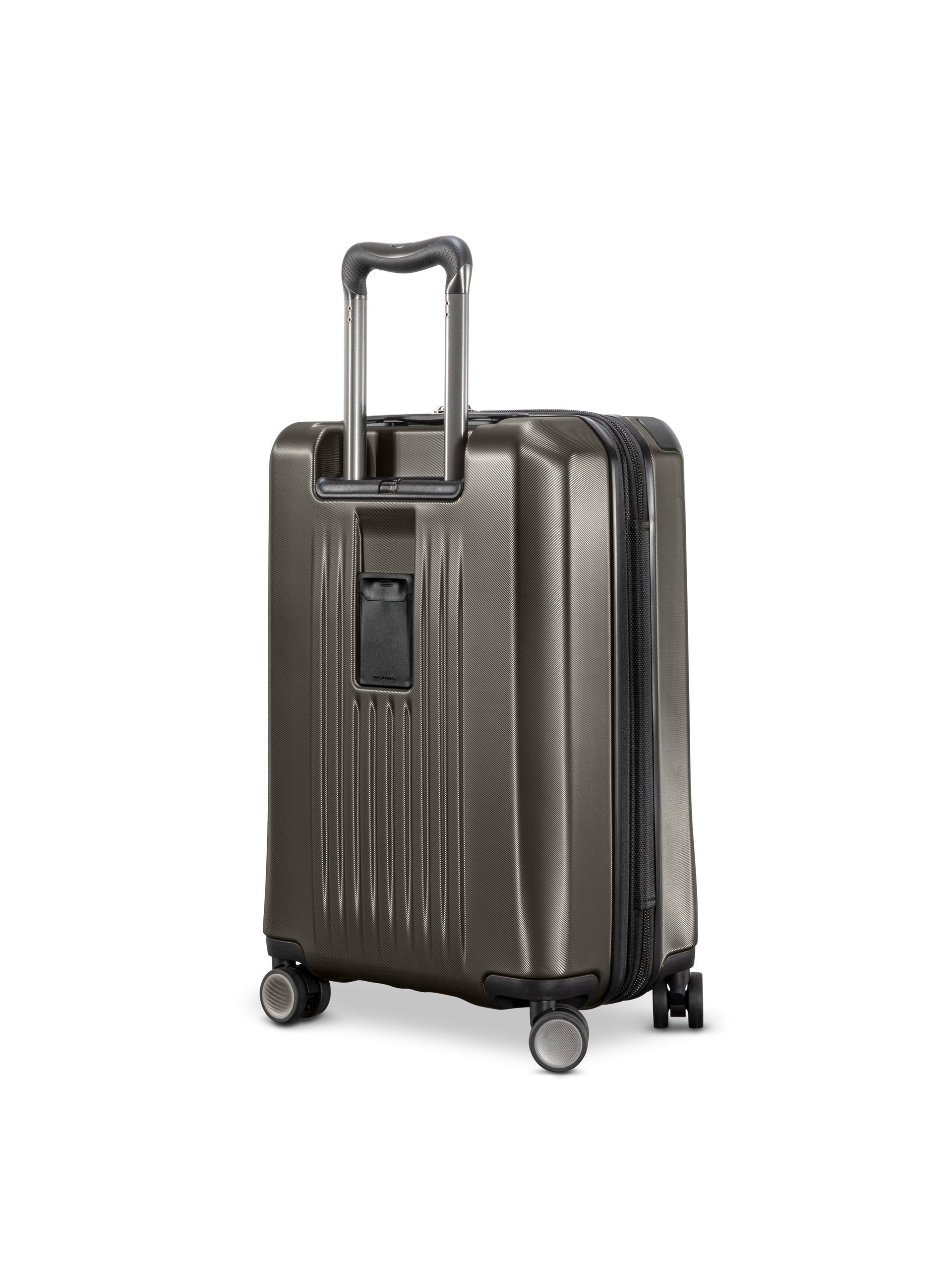 Ricardo Beverly Hills Montecito 2.0 Hardside Spinner Carry-On 21"
