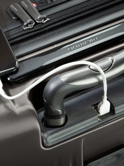 Ricardo Beverly Hills Montecito 2.0 Hardside Spinner Carry-On 21"