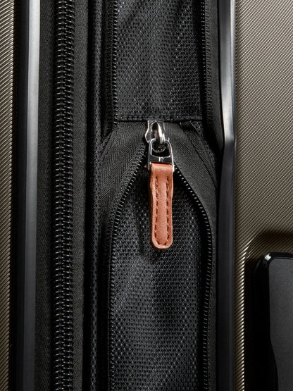 Ricardo Beverly Hills Montecito 2.0 Hardside Spinner  Medium 26"