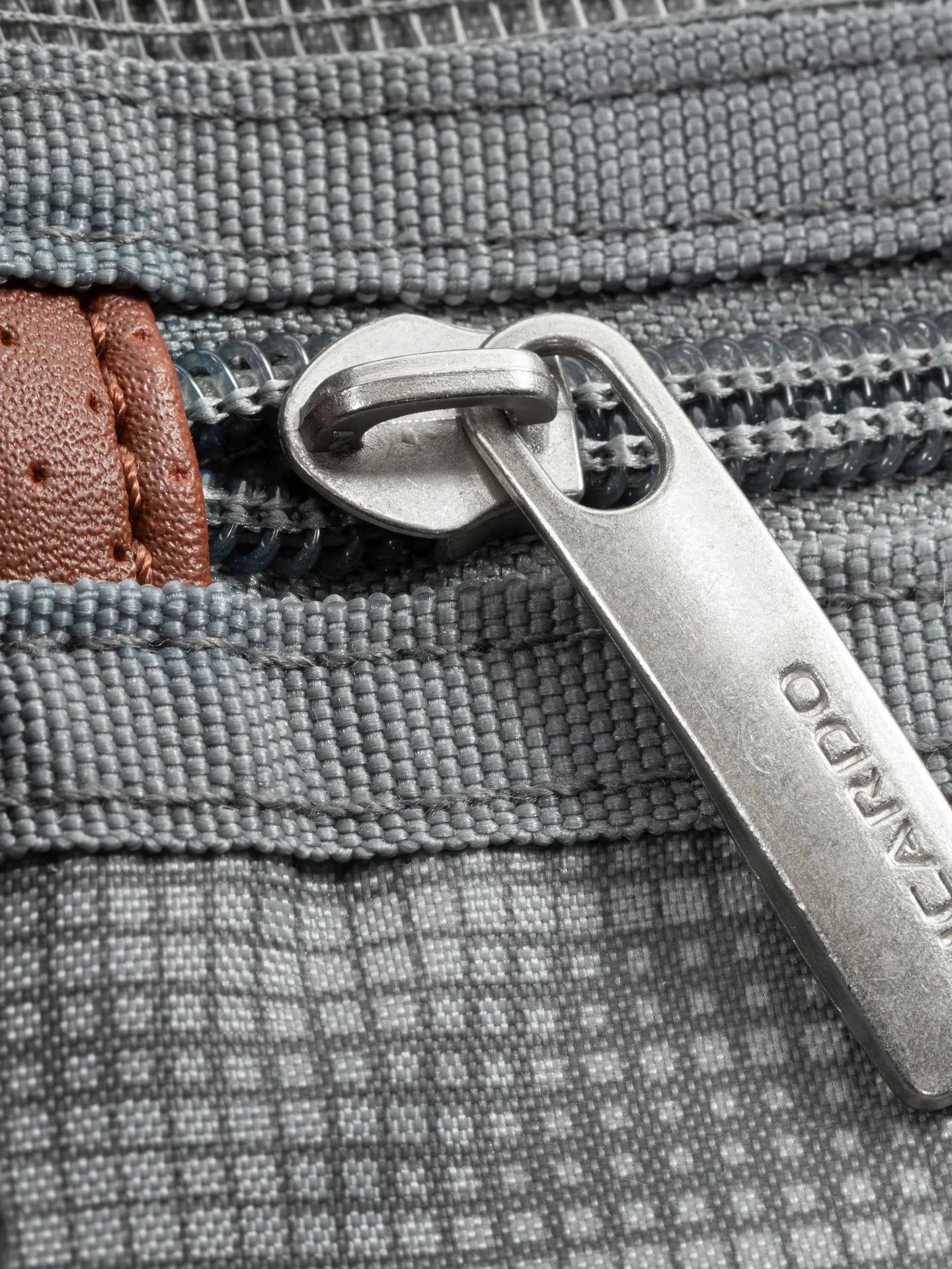 Ricardo Beverly Hills Montecito 2.0 Hardside Spinner  Medium 26"