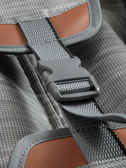 Ricardo Beverly Hills Montecito 2.0 Hardside Spinner  Medium 26"