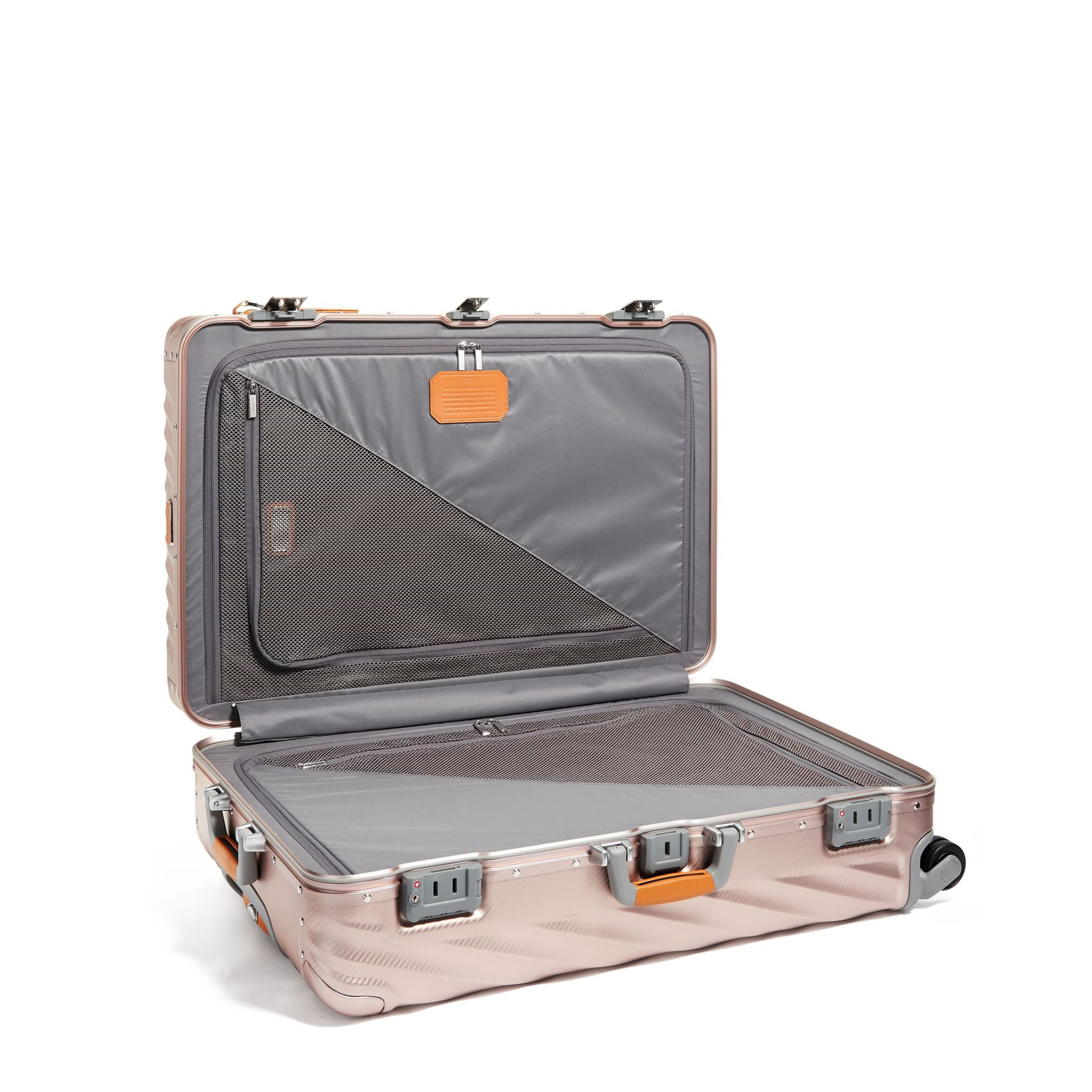 Tumi 19 Degree Aluminum Extended Trip Expandable P/C