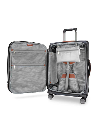 Ricardo Beverly Hills Montecito 2.0 Softside Spinner Carry-On 21"