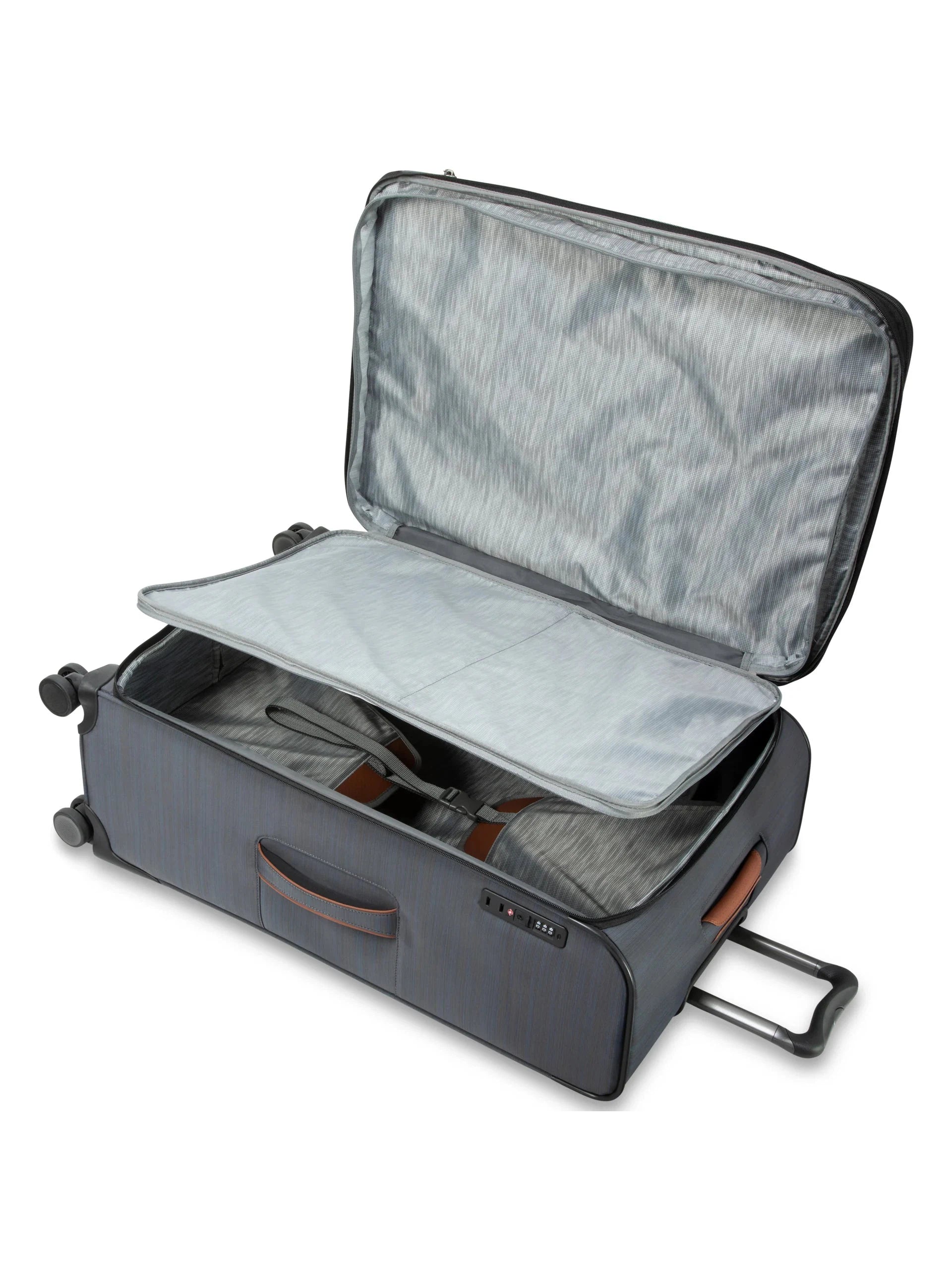 Ricardo Beverly Hills Montecito 2.0 Softside Spinner Large Check-In 30"