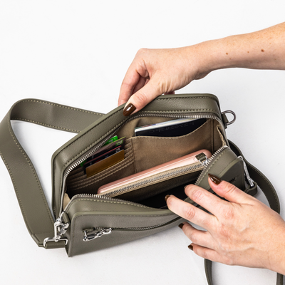 La Trotteuse Crossbody Travel Bag- Anti-theft, Sleek (NEW)