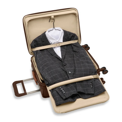 Briggs & Riley Baseline Essential Carry-On Spinner Chocolate