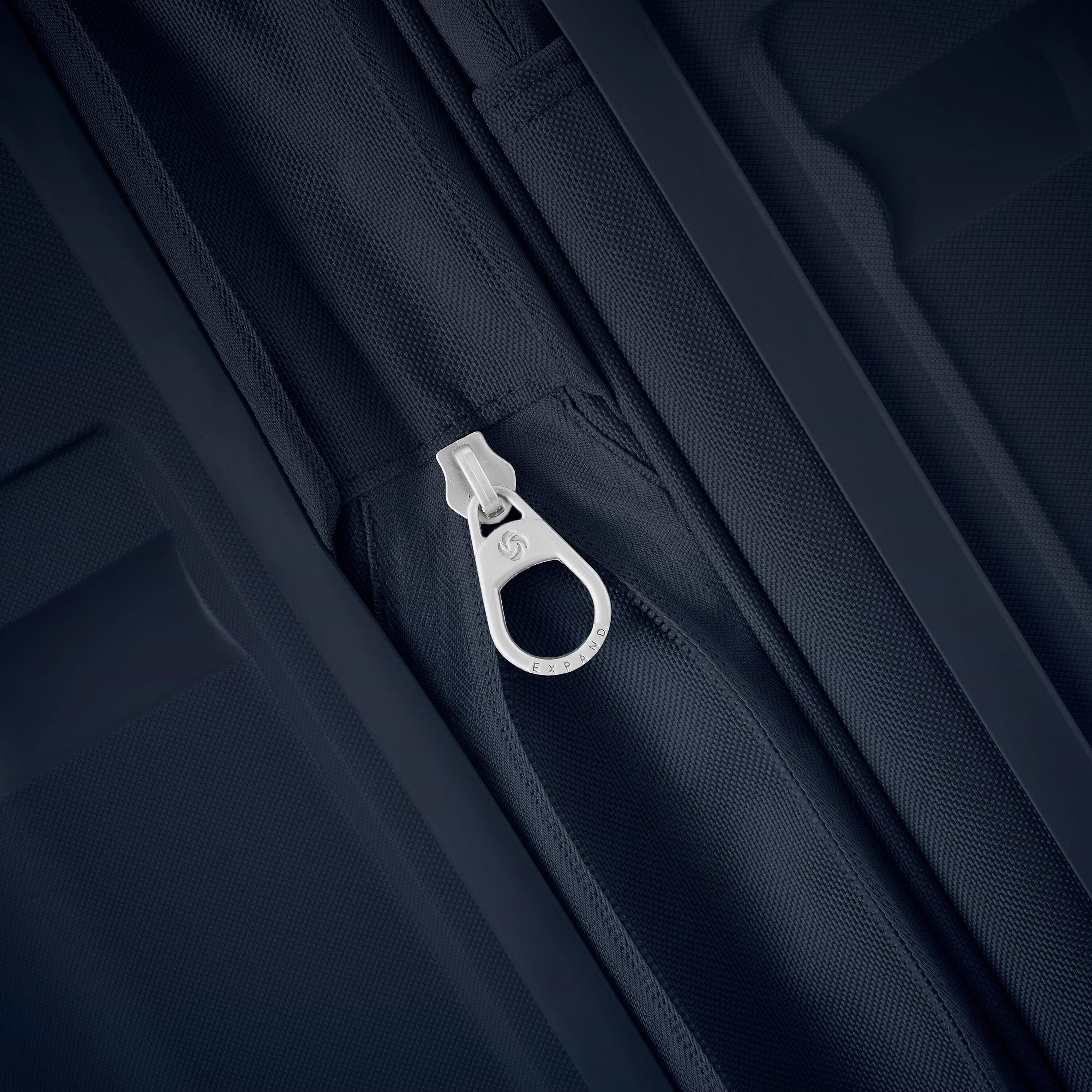 Samsonite Outline Pro Hardside Spinner