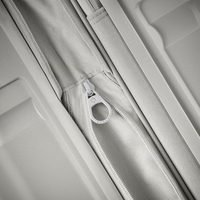 Samsonite Outline Pro Hardside Spinner
