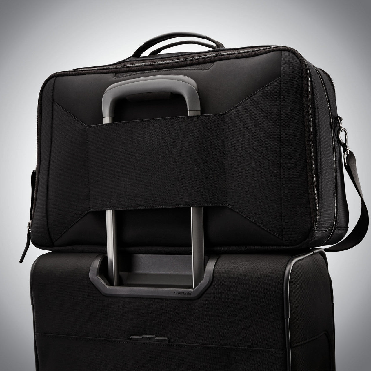 Samsonite Silhouette Duffel - Thumbnail 3
