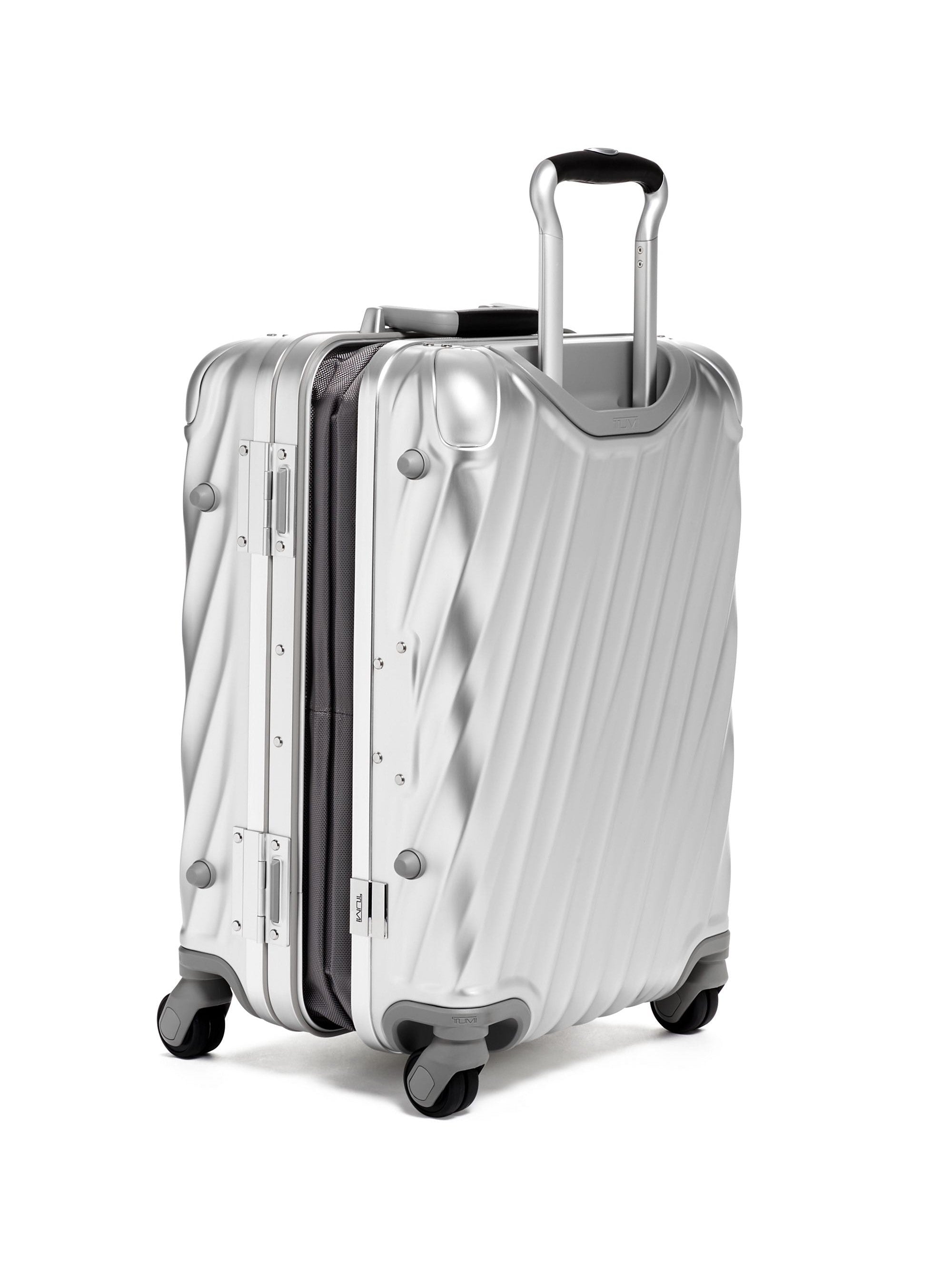 19 Degree Aluminum International Expandable Carry-On