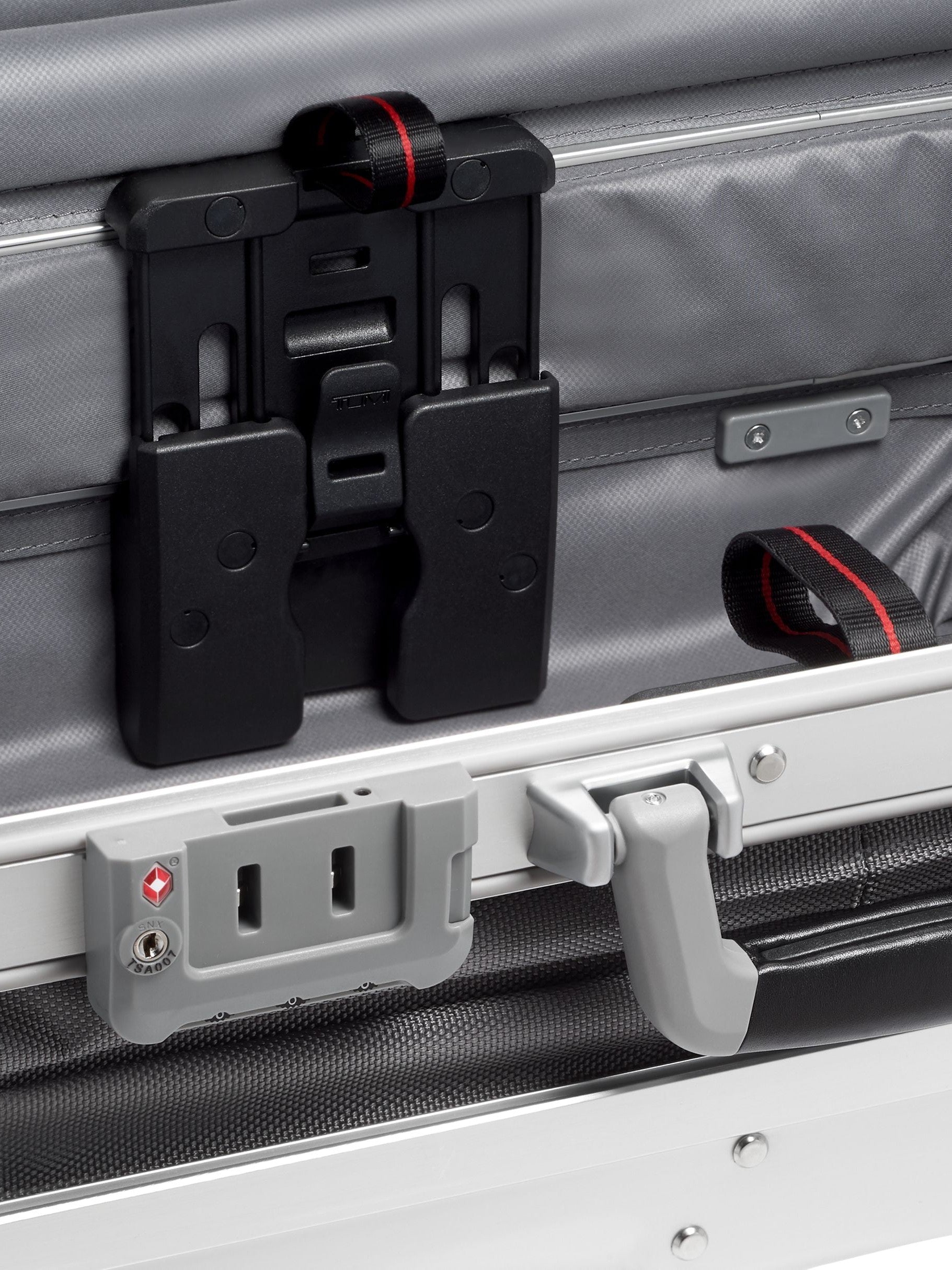 Tumi 19 Degree Aluminum International Expandable Carry-On