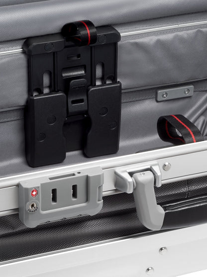 Tumi 19 Degree Aluminum International Expandable Carry-On
