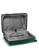 19 Degree Extended Trip Expandable 4 Wheeled P/C