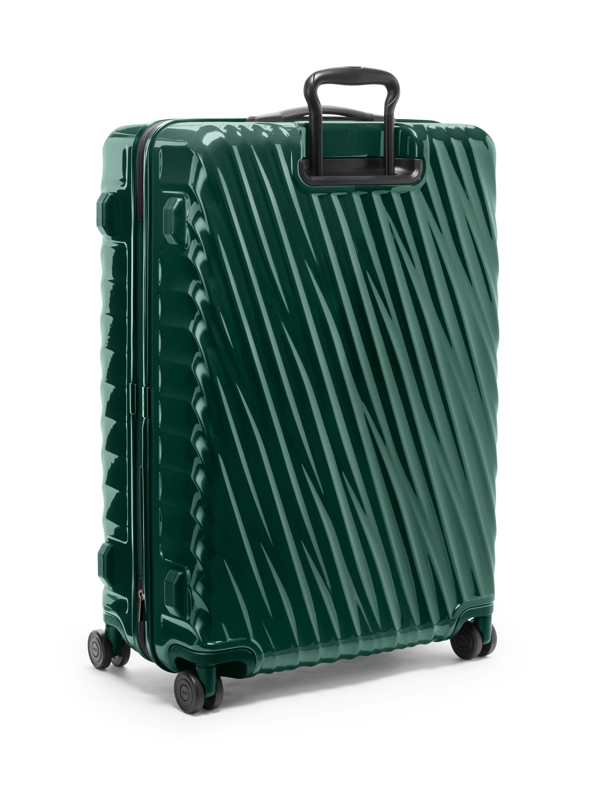 19 Degree Extended Trip Expandable 4 Wheeled P/C