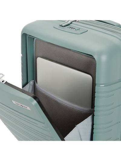 Elevation Plus Global Carry-On Spinner 22"