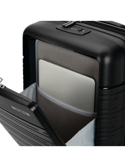 Elevation Plus Global Carry-On Spinner 22"