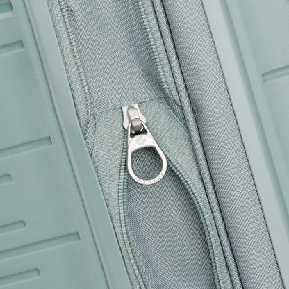 Samsonite Elevation Plus Hardside Spinner