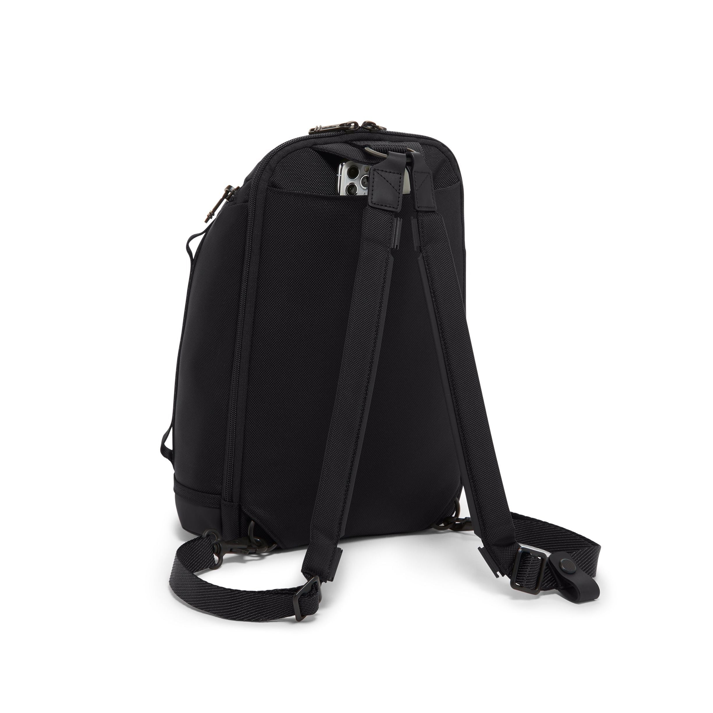 Tumi Knight Sling Backpack | Voyage Luggage