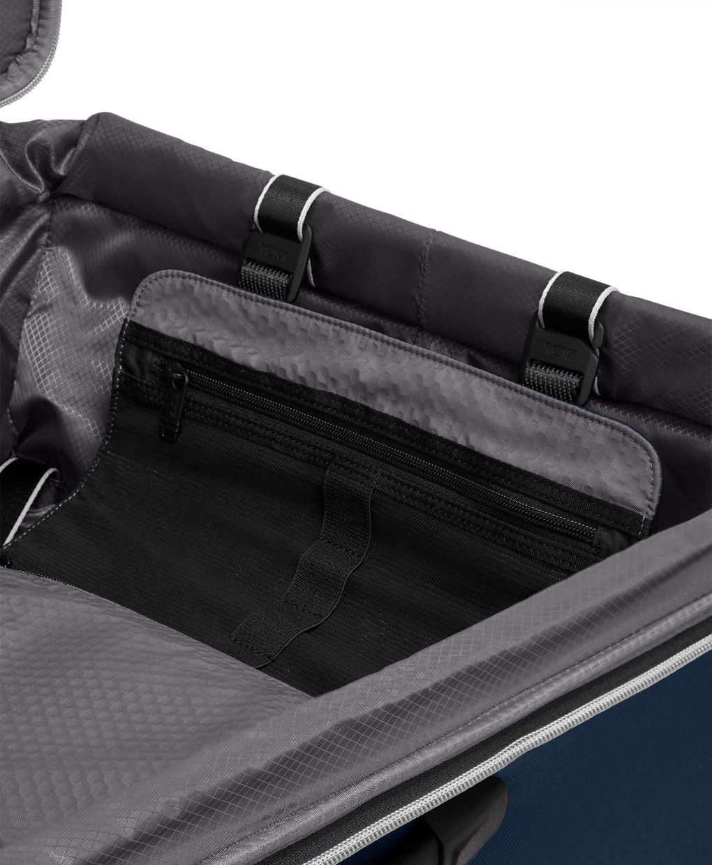 Tumi Aerotour Extended Trip Expandable 4 Wheeled Packing Case