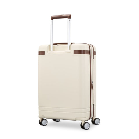 Virtuosa Small Expandable Luggage Spinner 22"