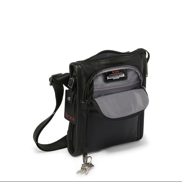Tumi Alpha 3 Pocket Bag Small | Voyage Luggage