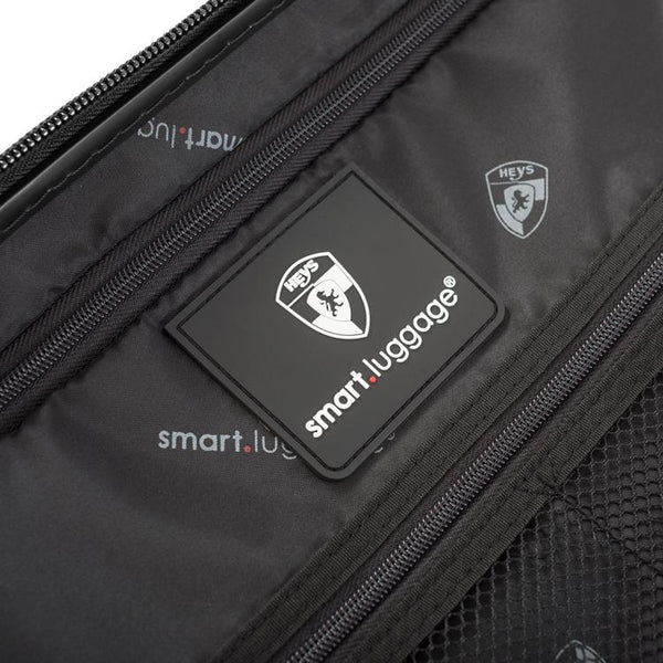 Heys Hardside SmartLuggage 21"