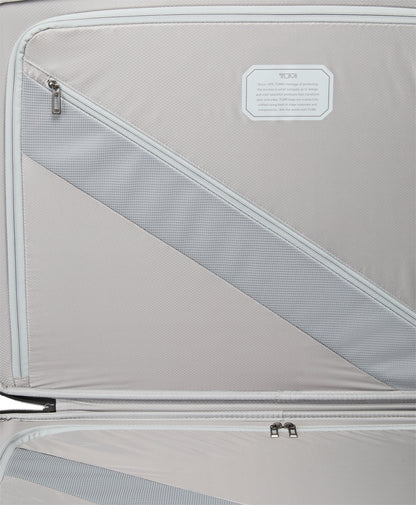 Tumi 19 Degree Lite Extended Trip Packing Case