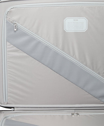 Tumi 19 Degree Lite Extended Trip Packing Case