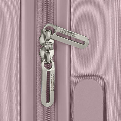 American Tourister Stratum 3.0 Spinner Carry-On 21"
