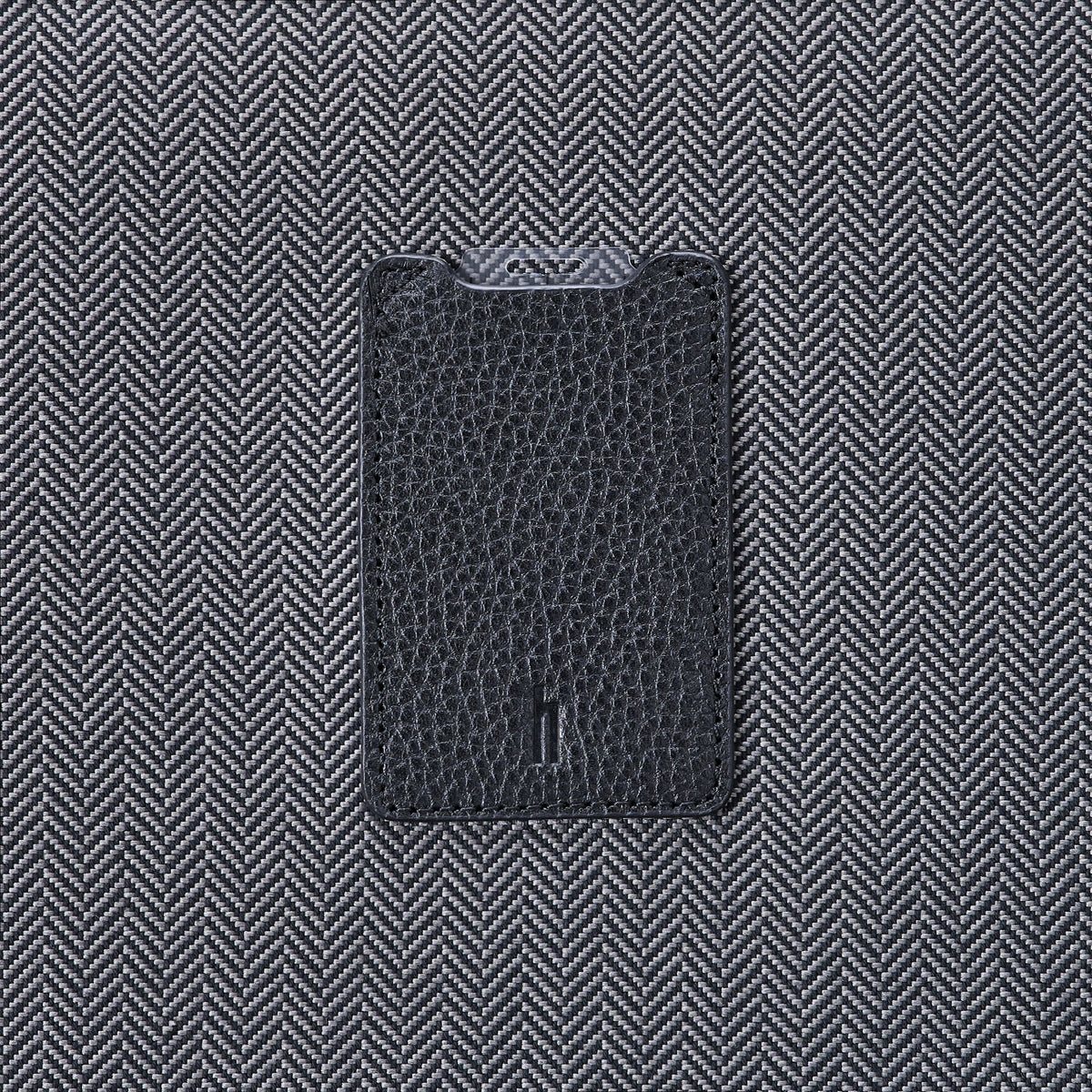 Hartmann Herringbone Medium Journey Expandable Spinner - Black Herringbone