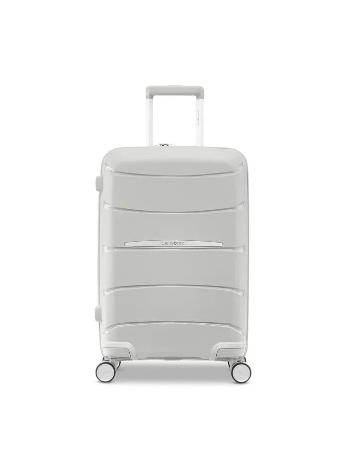 Outline Pro Carry-On Spinner 21"